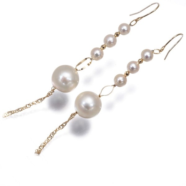 Pearl 3.6-8.0Mm Fringe Hook Earrings 18K 750 Yellow Gold: Pearl 3.6-8.0Mm Fringe Hook Earrings 18K 750 Yellow Gold Yellow Gold Fringe Earrings with Pearls. These 18k yellow gold earrings feature a fringe design and are adorned with pearls, measuring 3.6-8.0m