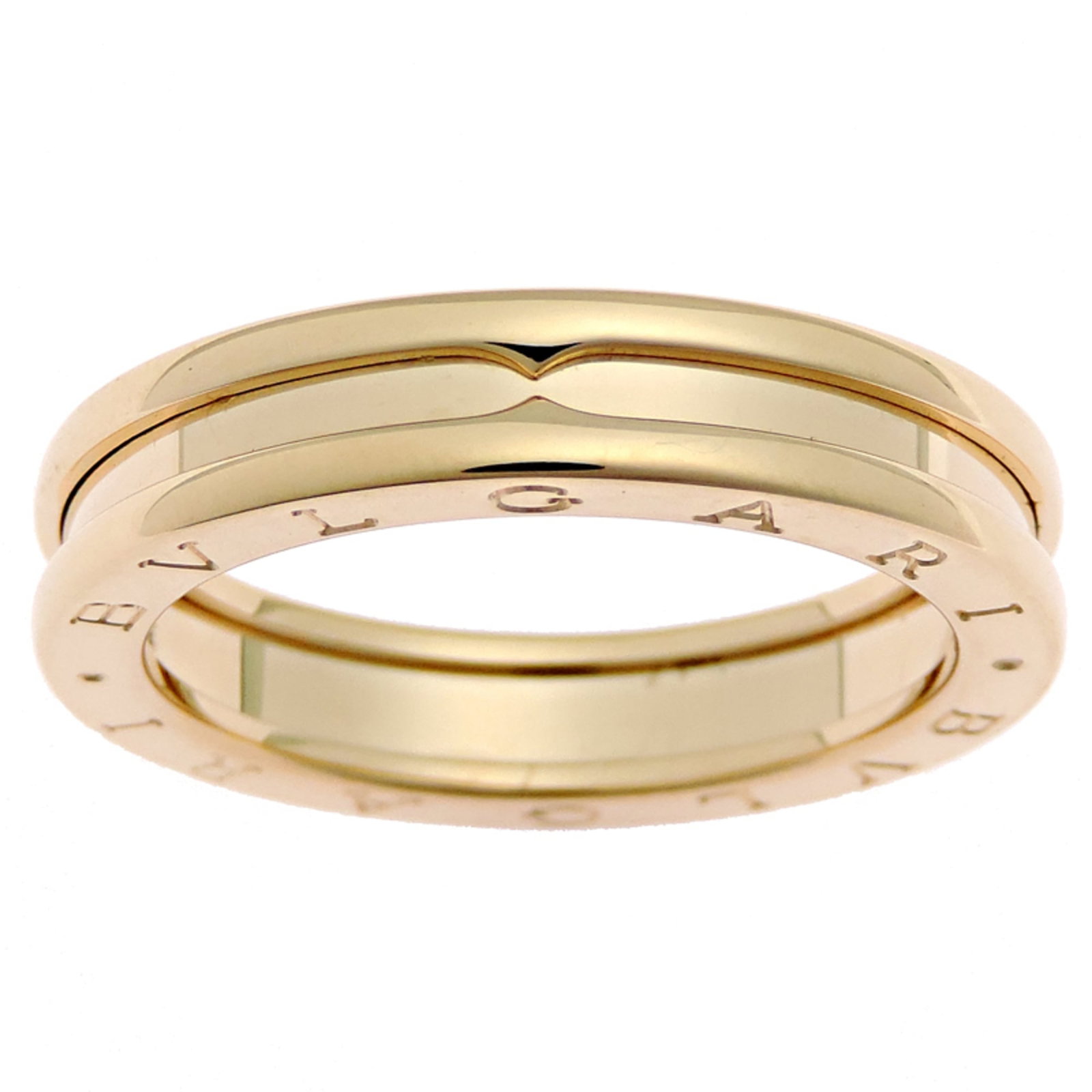Bvlgari Band Ring Yellow Gold (18K): Bvlgari Band Ring Yellow Gold (18K) Yellow Gold (18K) Bvlgari Band Ring, featuring a sleek and sophisticated design, boasts a classic look with subtle elegance. This used band ring showcases some