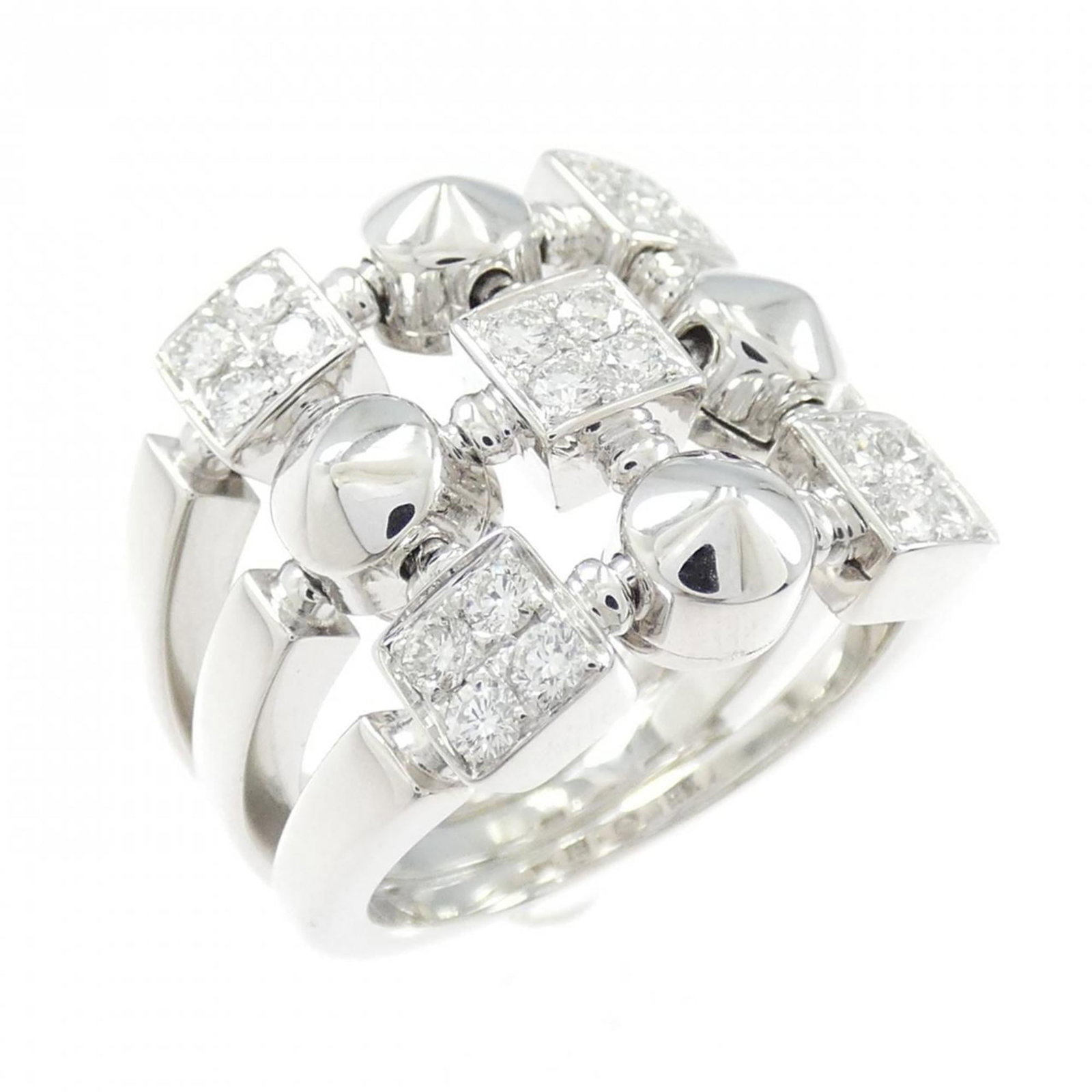 Bvlgari Band Ring White Gold (18K): Bvlgari Band Ring White Gold (18K) Bvlgari Band Ring White Gold (18K) - A timeless and elegant piece from the renowned Italian luxury brand. This 18K white gold band ring features a diamond stone, mea