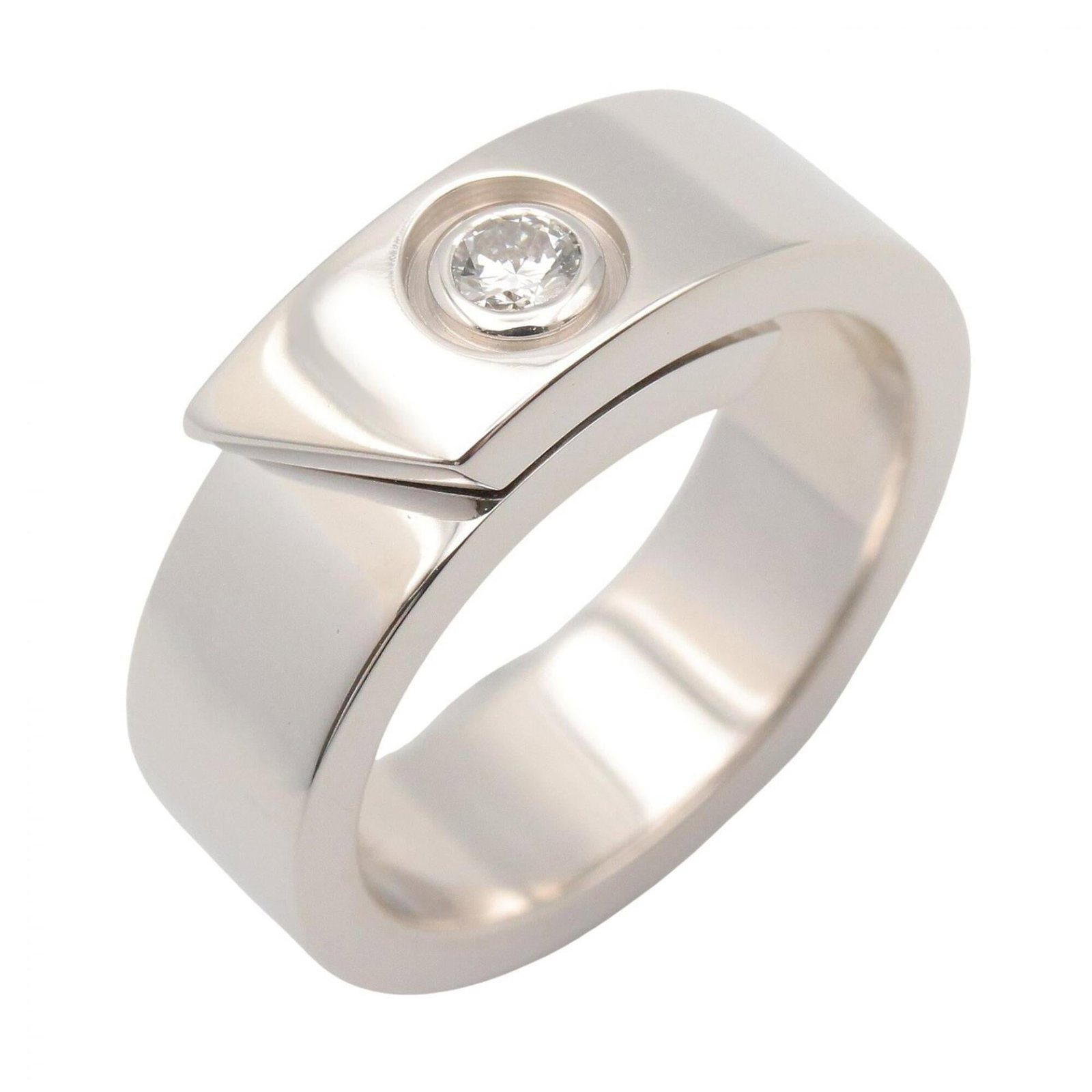 Cartier Band Ring: Cartier Band Ring Cartier Band Ring in clear, silver with diamond stone. This used Cartier band ring features a few traces of usage and some scratches/dirt, but remains in very good condition overall.