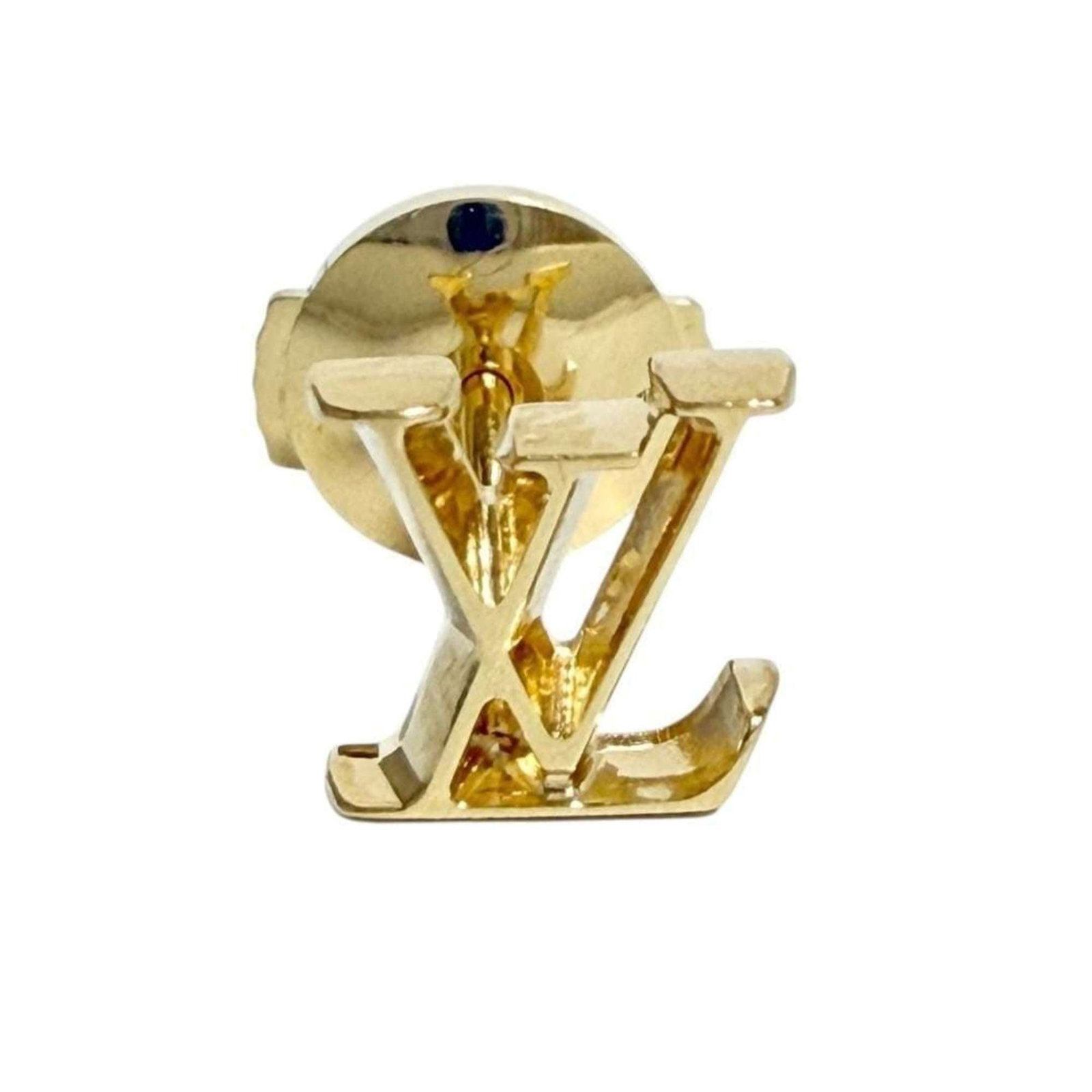 Louis Vuitton Stud Earrings Yellow Gold (18K): Louis Vuitton Stud Earrings Yellow Gold (18K) Yellow gold (18K) stud earrings from Louis Vuitton, bearing the iconic brand's signature style. Made with high-quality yellow gold, these earrings are in
