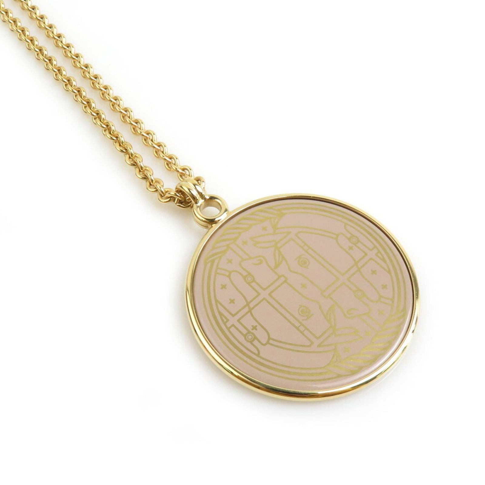 Hermes Herms Cadrege Gm Medaille Necklace Pendant In Gold Unisex H31740A: Hermes Herms Cadrege Gm Medaille Necklace Pendant In Gold Unisex H31740A Gold Hermes Cadrege Gm Medaille Necklace Pendant for Unisex Wear, Measuring 43mm x 43mm. This gold unisex necklace features a