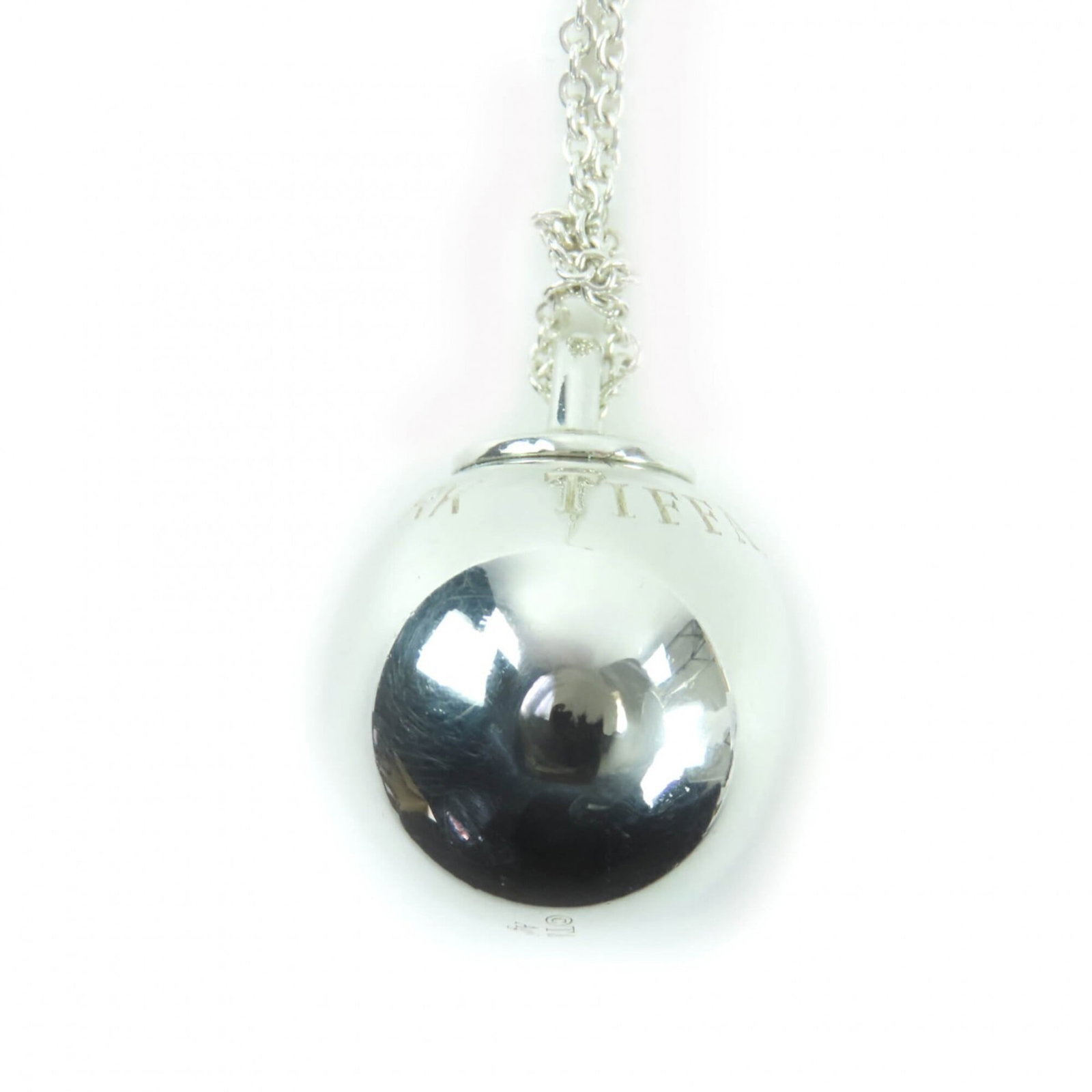 Tiffany&Co. Tiffany Hardwear Ag925 Ball Necklace Large Silver With Box And Dust Bag Weight 15.1G: Tiffany&Co. Tiffany Hardwear Ag925 Ball Necklace Large Silver With Box And Dust Bag Weight 15.1G Tiffany&Co.'s Tiffany Hardwear Ag925 Ball Necklace boasts elegant silver details, measuring 23mm x