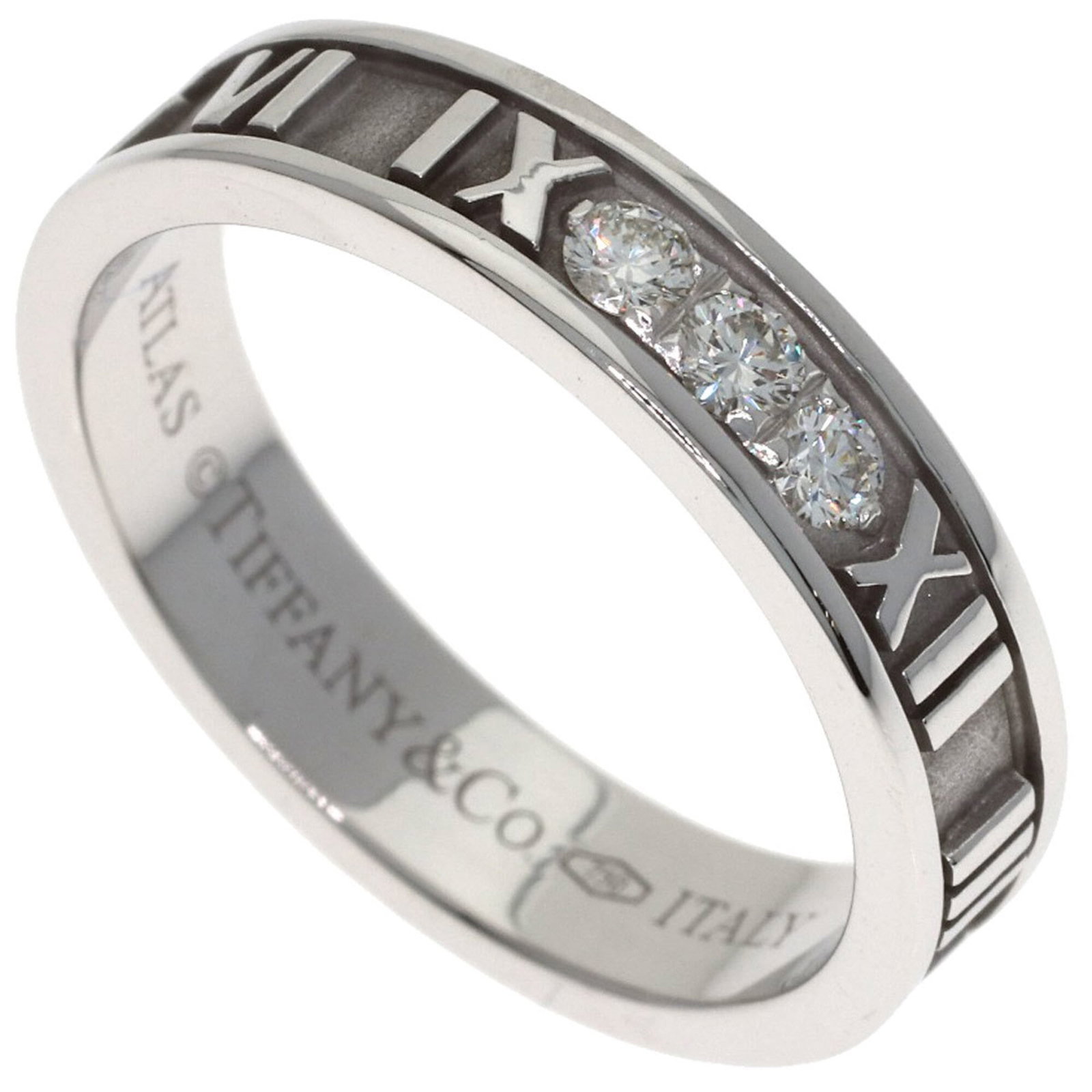 Tiffany Band Ring White Gold (18K): Tiffany Band Ring White Gold (18K) Tiffany Band Ring White Gold (18K) features a diamond stone set in an 18k white gold band, with a comfortable us size 6 and a slender width of 4.2mm. The ring has a