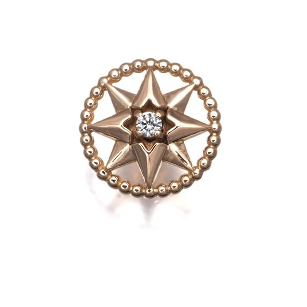 Diamond Rose Earring Des Vents 18K 750 Gold Rose Christian Dior Single: Diamond Rose Earring Des Vents 18K 750 Gold Rose Christian Dior Single Single stud earring featuring a natural diamond set in an 18k rose gold setting, characteristic of Christian Dior's Rose des Vent