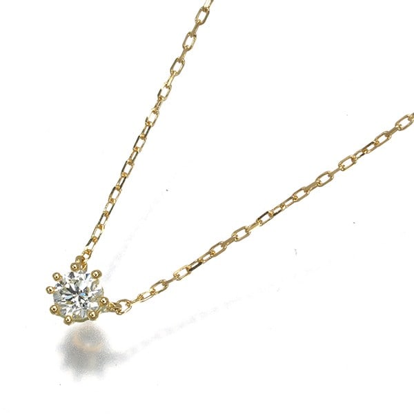 Ahkah Necklace Diamond Saltier Round Solitaire 18K 750 Yellow Gold: Ahkah Necklace Diamond Saltier Round Solitaire 18K 750 Yellow Gold The Ahkah Necklace features a stunning diamond solitaire set in 18k yellow gold, showcasing the natural beauty of its saltier round
