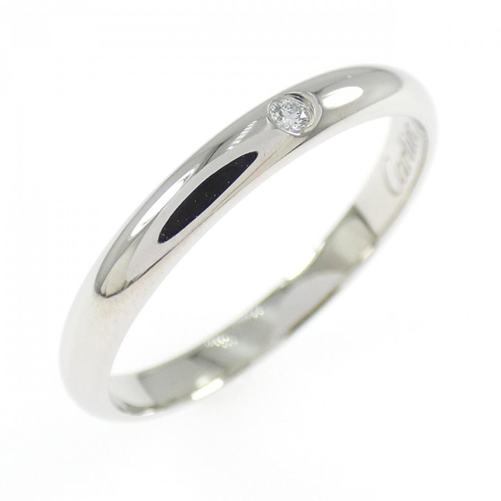 Ring Platinum Cartier Wedding: Ring Platinum Cartier Wedding Platinum Cartier Wedding Ring in Silver, A Timeless Elegance. This stunning ring features platinum material and a silver finish, making it a beautiful choice for those se