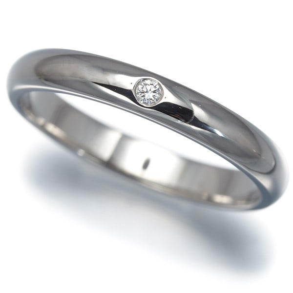 Cartier Ring Diamond 1895 Wedding Band 2.6Mm 1P Eu47 950 Platinum: Cartier Ring Diamond 1895 Wedding Band 2.6Mm 1P Eu47 950 Platinum Cartier's 1895 Wedding Band shines with its 2.6mm diamond, set in platinum metal (950 purity) on a elegant band. The ring bears the