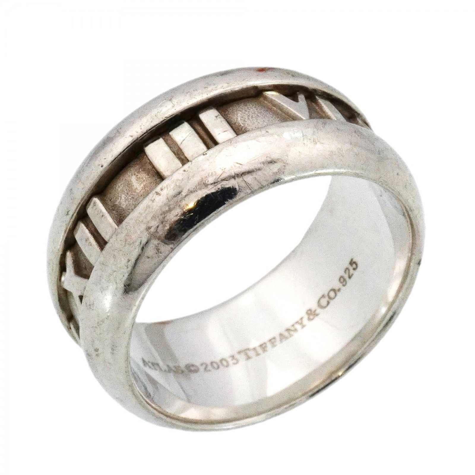 Tiffany Band Ring Silver 925: Tiffany Band Ring Silver 925 Silver 925 Tiffany Band Ring, Us Size 6.5, in good condition with traces of usage and minor scratches. This band ring features a silver 925 material and bears the Tiffany 