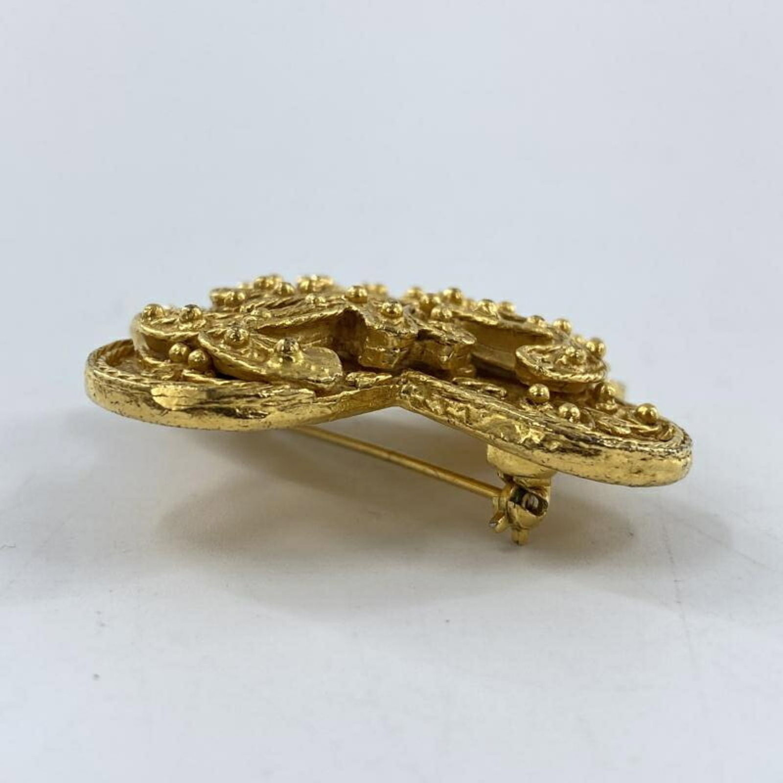 Chanel Brooch - 7