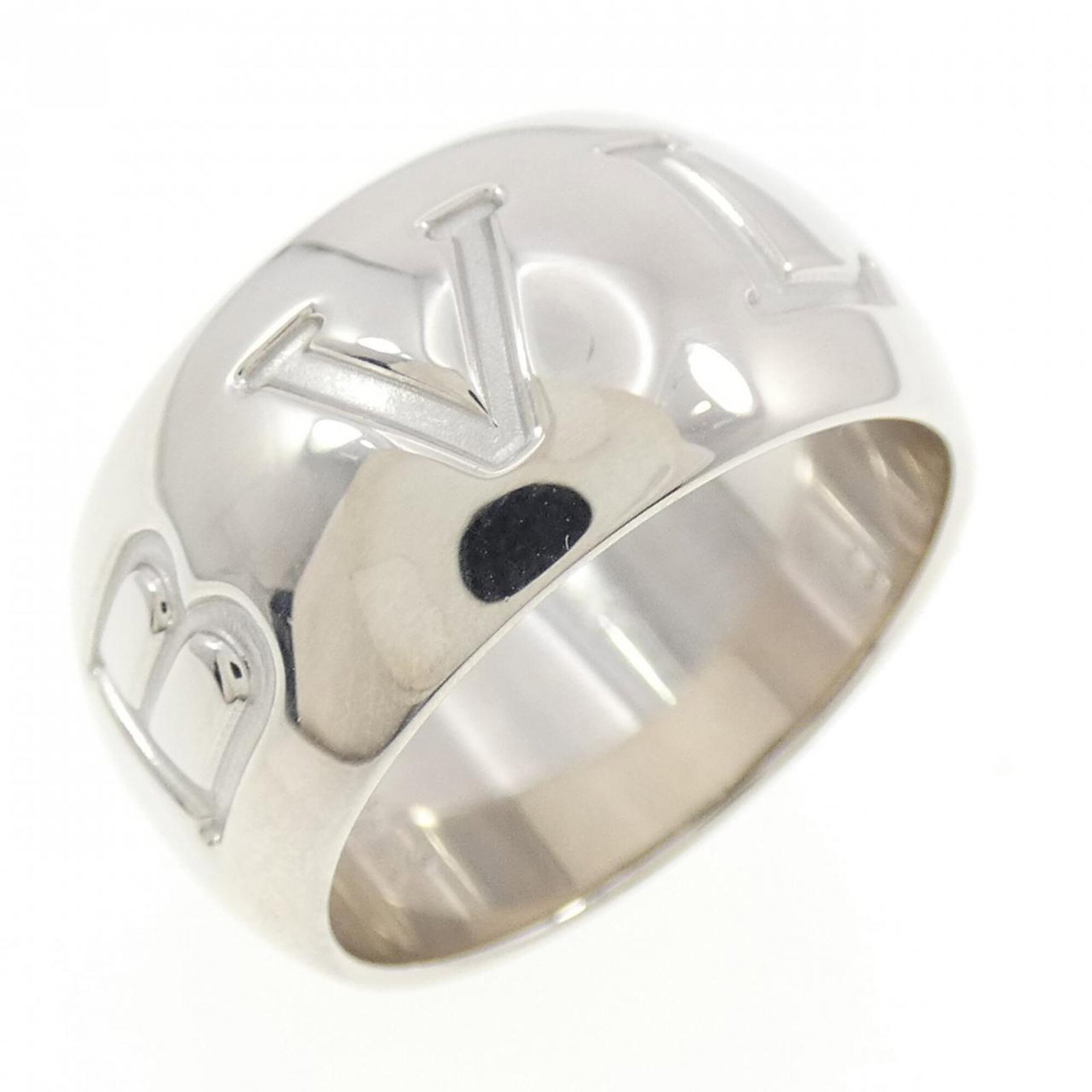 Bvlgari Band Ring White Gold (18K): Bvlgari Band Ring White Gold (18K) Bvlgari Band Ring White Gold (18K) - A beautiful, like-new white gold band ring from the renowned Italian luxury brand. This 18K white gold piece boasts a sleek