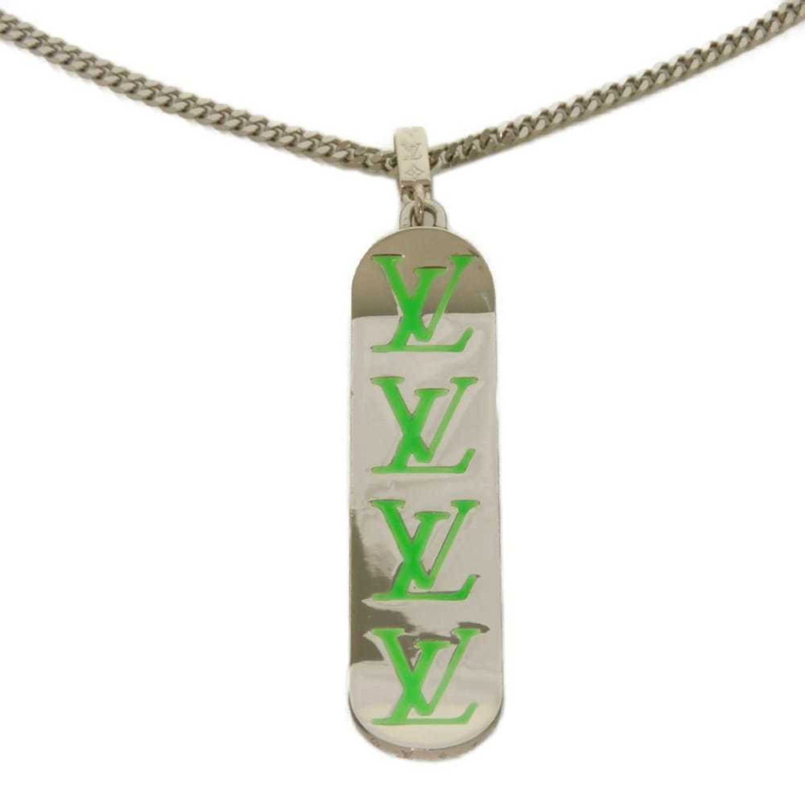 Louis Vuitton Louis Vuitton Necklace Pendant Skateboard Lv Logo Virgil Abloh Enamel 60Cm Monogram: Louis Vuitton Louis Vuitton Necklace Pendant Skateboard Lv Logo Virgil Abloh Enamel 60Cm Monogram The Louis Vuitton necklace pendant features the iconic LV logo in enamel, created by Virgil Abloh.