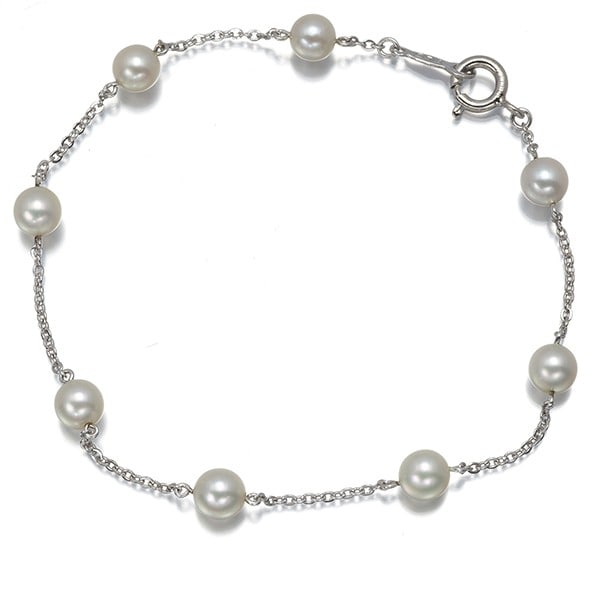 Mikimoto Bracelet Baby Akoya Pearl 5.0Mm Station Silver/ Silver 925: Mikimoto Bracelet Baby Akoya Pearl 5.0Mm Station Silver/ Silver 925 Silver Station Bracelet featuring a 5.0mm Baby Akoya Pearl, crafted from high-quality silver metal with a purity level of unknown.