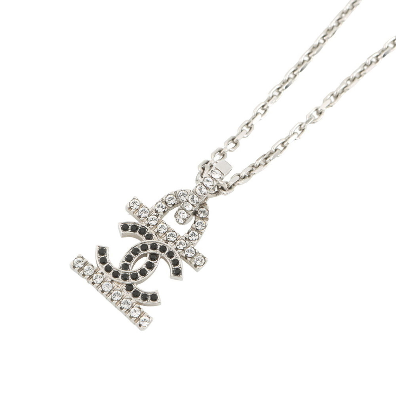 Chanel Necklace With Coco Mark Rhinestones And Faux Pearls B22A Ab8961 Chanel Necklace: Chanel Necklace With Coco Mark Rhinestones And Faux Pearls B22A Ab8961 Chanel Necklace Chanel's iconic design shines with rhinestones and faux pearls, adding a touch of luxury to any outfit. This