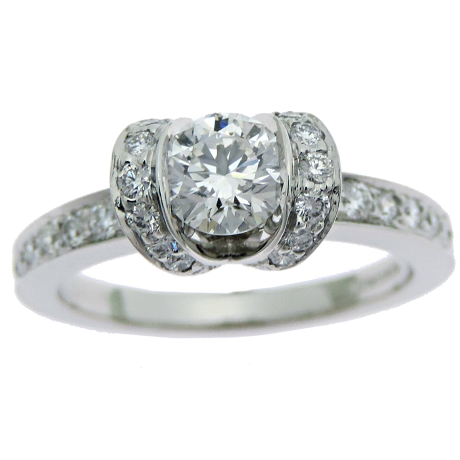 Platinum ring by Tiffany band: Platinum ring by Tiffany band Platinum ring by Tiffany & Co. boasts a sleek design, featuring a diamond stone set in a high-quality platinum band. The ring is made from 950 platinum and falls within a
