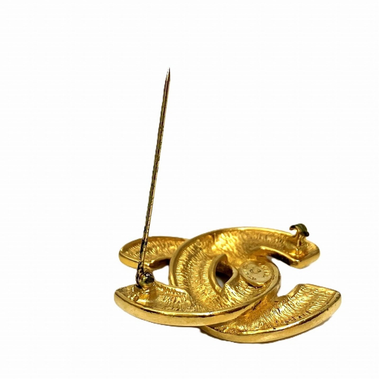 Chanel Brooch - 8