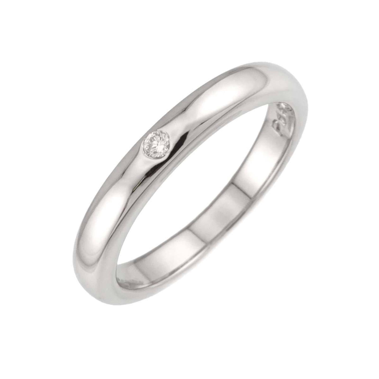 Platinum ring by Tiffany band: Platinum ring by Tiffany band Platinum ring by Tiffany features a high-quality band made from 950 platinum, with a US size of 4.5 and a like-new condition. This used item bears the signature of its cr