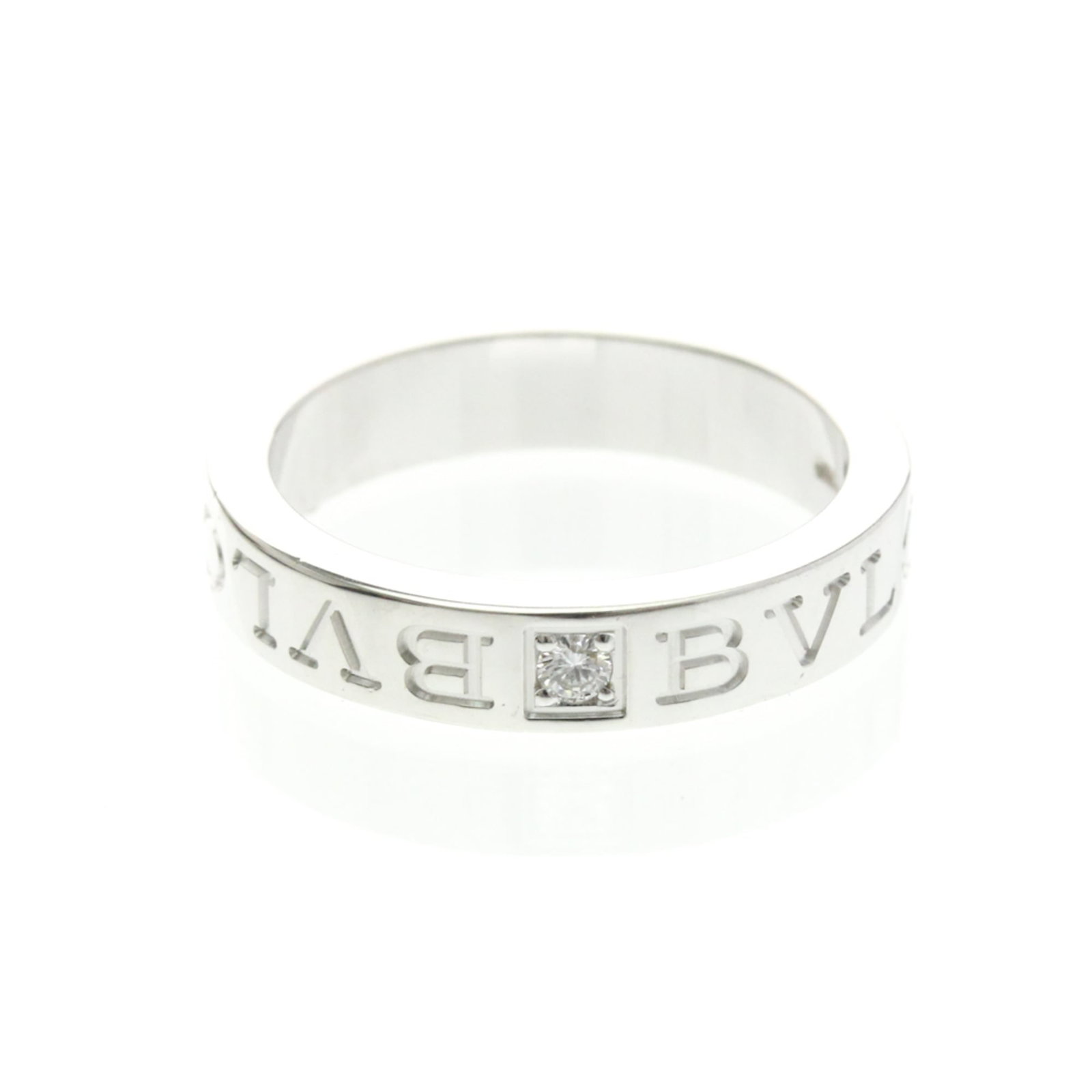 Bvlgari Band Ring White Gold (18K): Bvlgari Band Ring White Gold (18K) Bvlgari Band Ring White Gold (18K) - A sleek and sophisticated accessory, this band ring features a striking white gold (18K) construction with a subtle silver