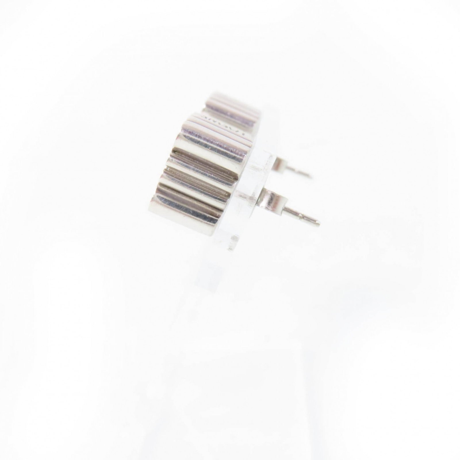 Stud earrings by Loewe - 3