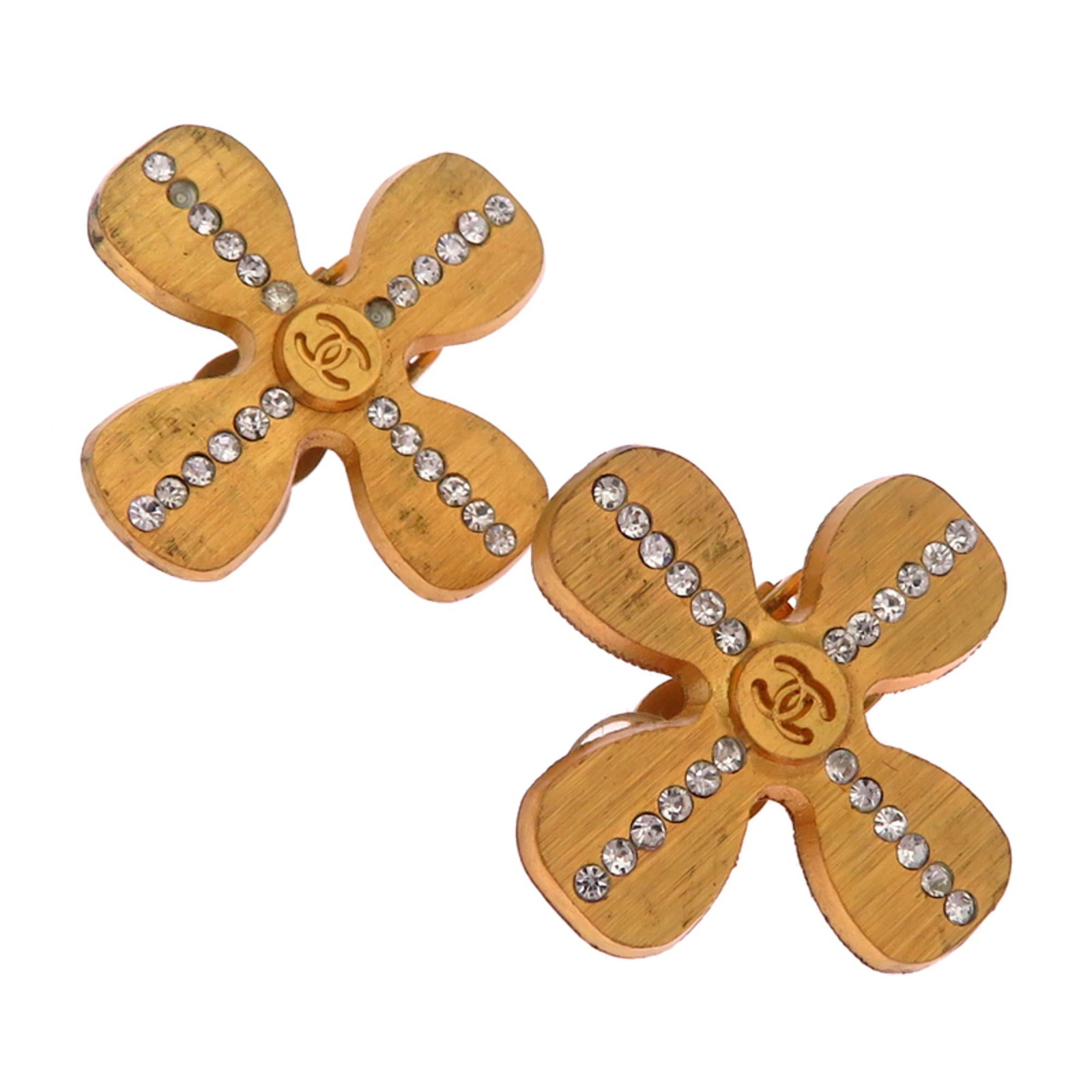Chanel Clip Earrings: Chanel Clip Earrings Chanel Clip Earrings in Gold Plated Finish, featuring the iconic interlocking CC logo. Measuring 24.00mm x 23.50mm, these earrings showcase a touch of luxury with their sleek desi
