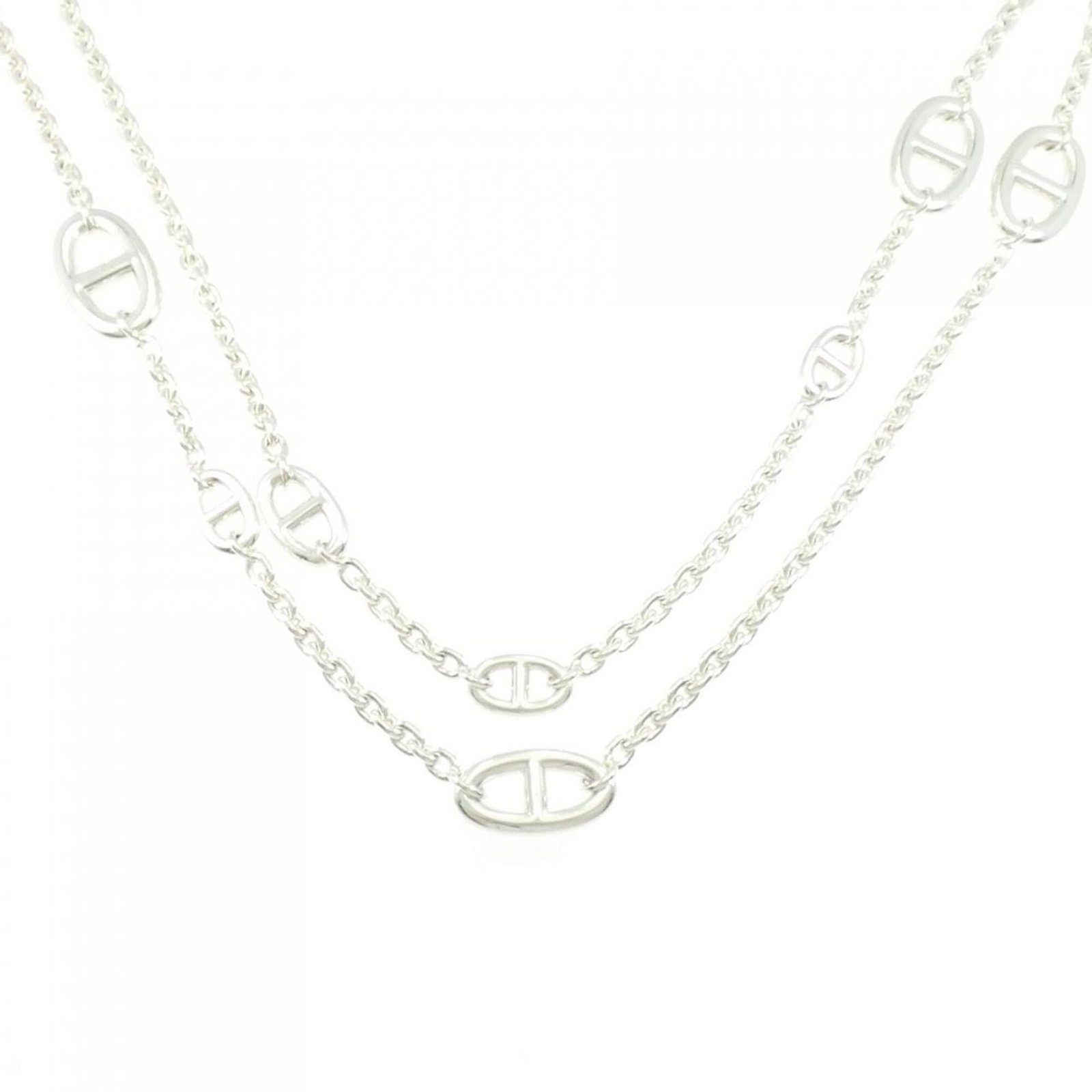 Farandole Necklace by Hermes: Farandole Necklace by Hermes Silver Farandole Necklace by Hermes, a stylish and elegant piece featuring high-quality materials. This necklace boasts a silver 925 material, suitable for everyday wear,