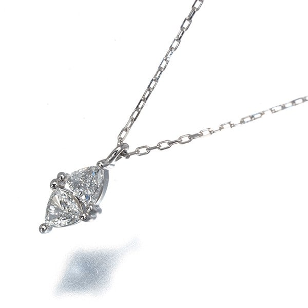 Ahkah Necklace Diamond 0.09Ct Chevron Singe Trilliant 950 850 Platinum: Ahkah Necklace Diamond 0.09Ct Chevron Singe Trilliant 950 850 Platinum 950 platinum provides exceptional durability for this elegant necklace featuring a stunning 0.09ct diamond, expertly set within