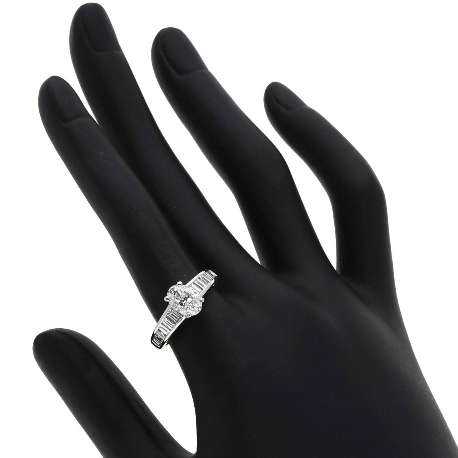 Arpels Band Platinum Ring Van Cleef - 7
