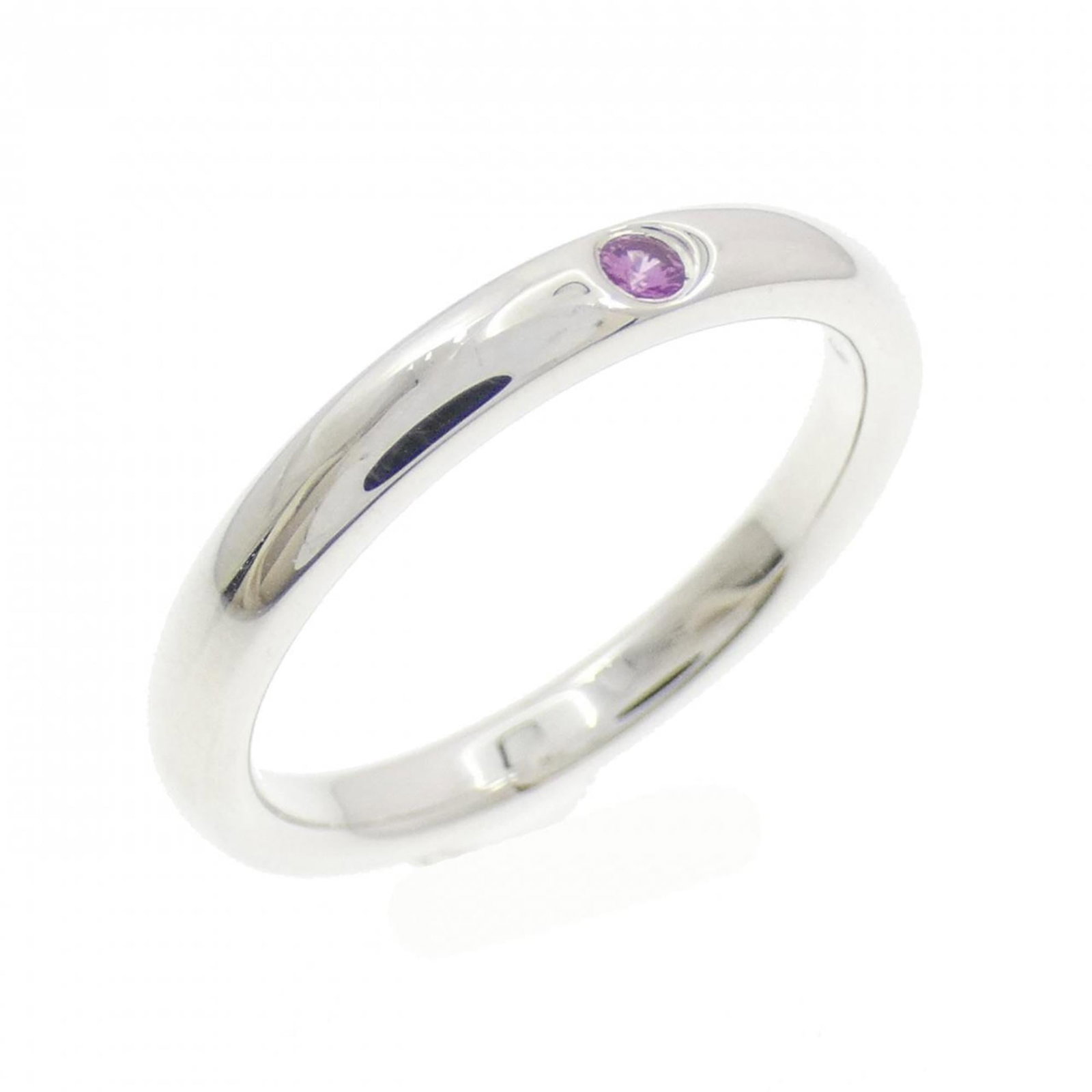 Tiffany Band Ring Silver 925: Tiffany Band Ring Silver 925 Silver 925 Tiffany band ring features a beautiful sapphire stone, crafted from high-quality silver. The ring has been well-worn and shows some signs of usage, with minor