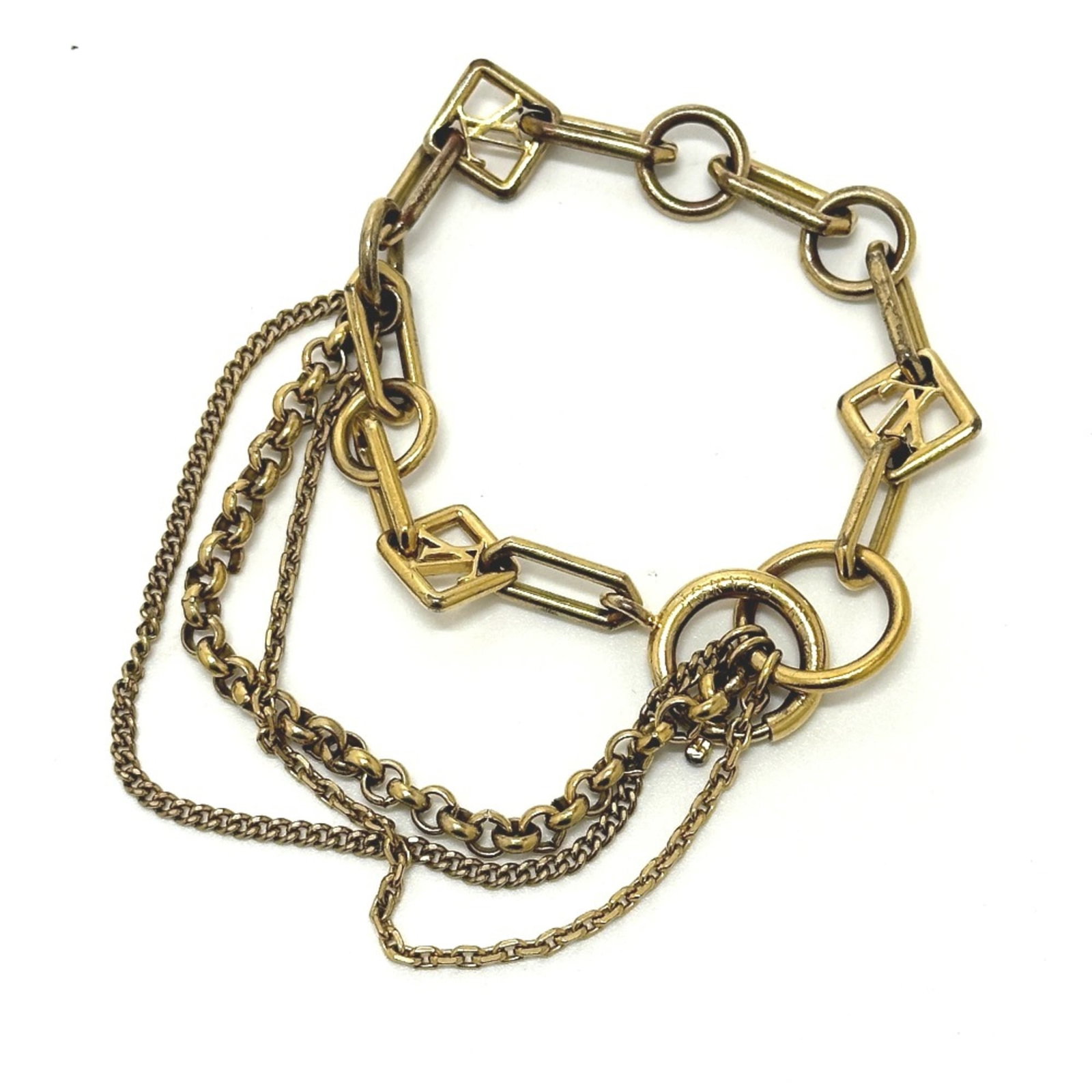Louis Vuitton Other Gold Plated: Louis Vuitton Other Gold Plated Gold Plated Louis Vuitton Other in Acceptable Condition. This gold plated Louis Vuitton accessory features a total length of 8.1inch and a band width of 2.4inch, with