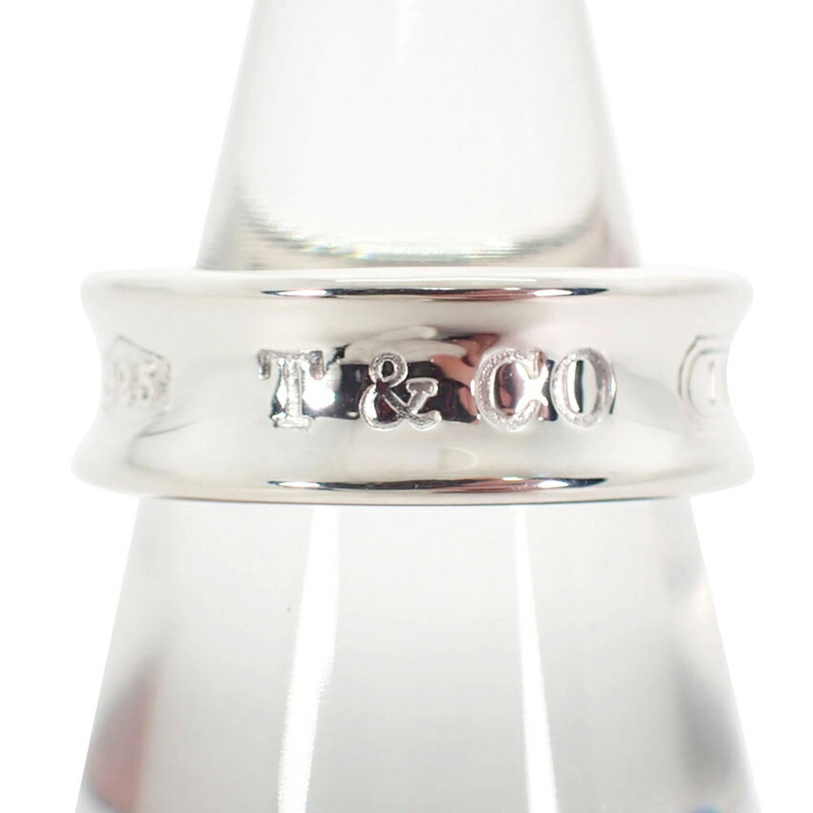 Sterling Silver Ring Tiffany Band: Sterling Silver Ring Tiffany Band Sterling Silver Tiffany Band Ring, 925, Us Size 6.5, Used (like new) condition with hardly any traces of usage. This beautiful band features a high-quality sterling s