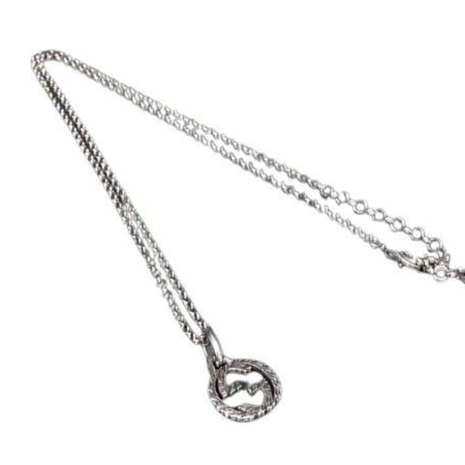 Gucci Necklace Interlocking G Design Sterling Silver (Sv925) Unisex.: Gucci Necklace Interlocking G Design Sterling Silver (Sv925) Unisex. Sterling silver Gucci necklace featuring an interlocking G design, crafted from high-quality 925 silver. The pendant measures 20mm 