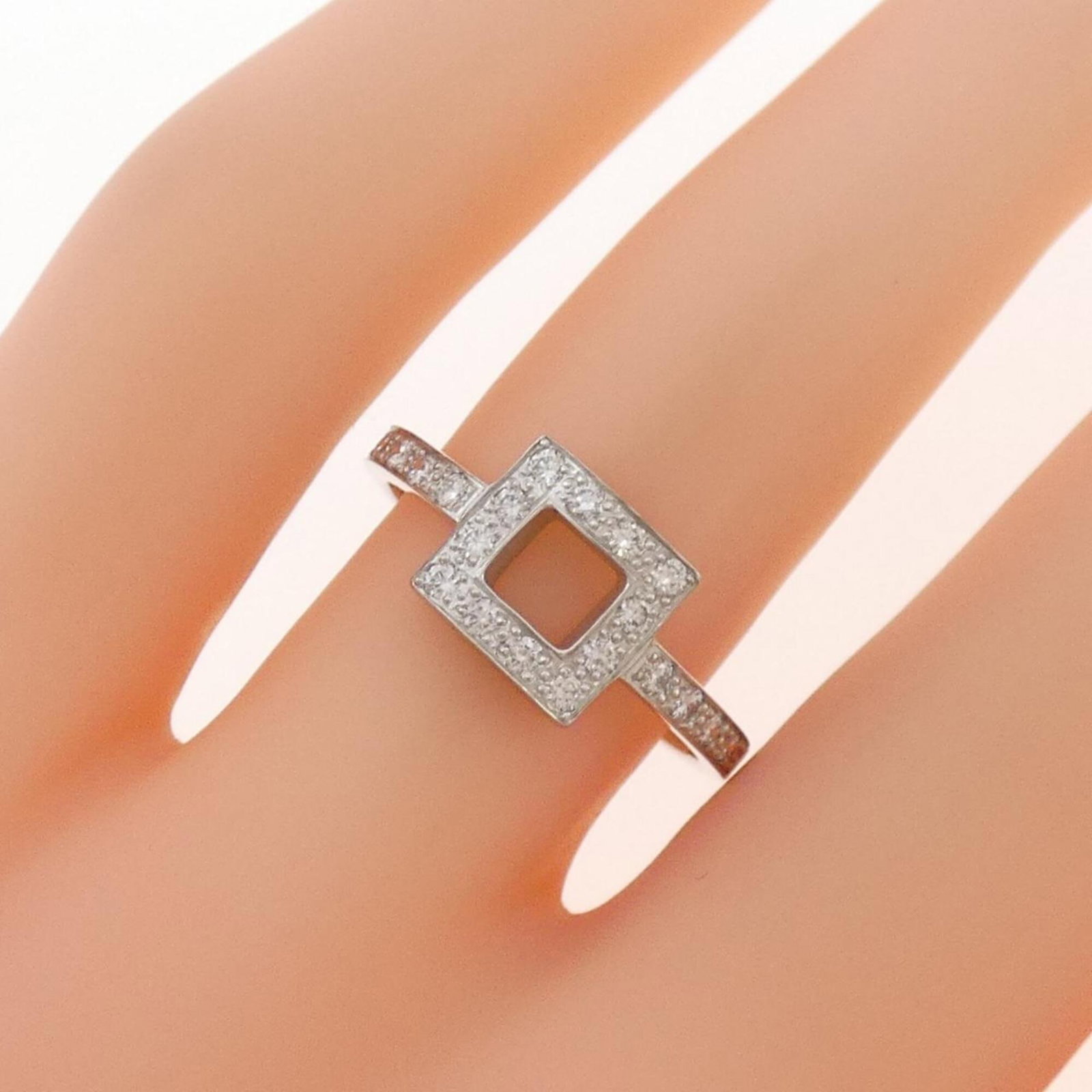 Square Tiffany Ring Loop - 5
