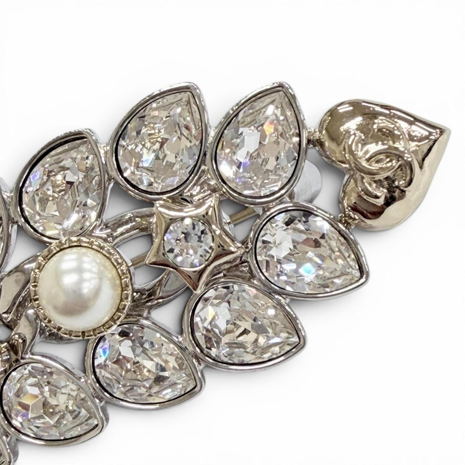 Chanel Brooch - 7