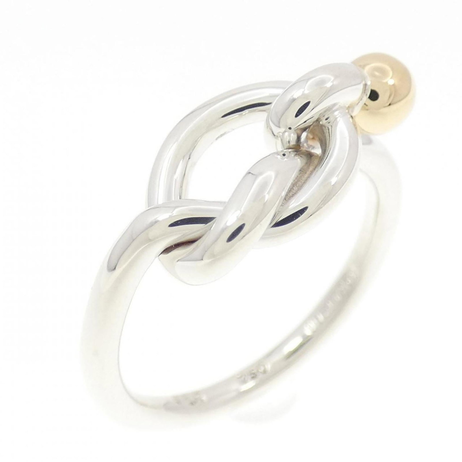 Tiffany Band Ring Silver 925 Yellow Gold (18K): Tiffany Band Ring Silver 925 Yellow Gold (18K) Silver 925, Yellow Gold (18K) construction provides a durable and long-lasting finish. This Tiffany band ring features a classic design that complements 