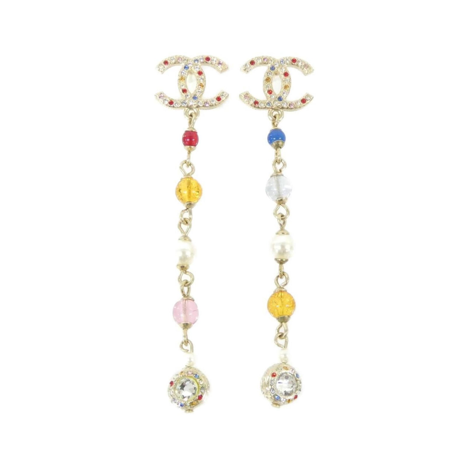 Pearl Artificial Chanel Earrings Drop: Pearl Artificial Chanel Earrings Drop Chanel's iconic drop earrings feature artificial pearls in clear, multi-color, and white hues. With a size of 82mm x 17mm, these statement earrings have a subtle