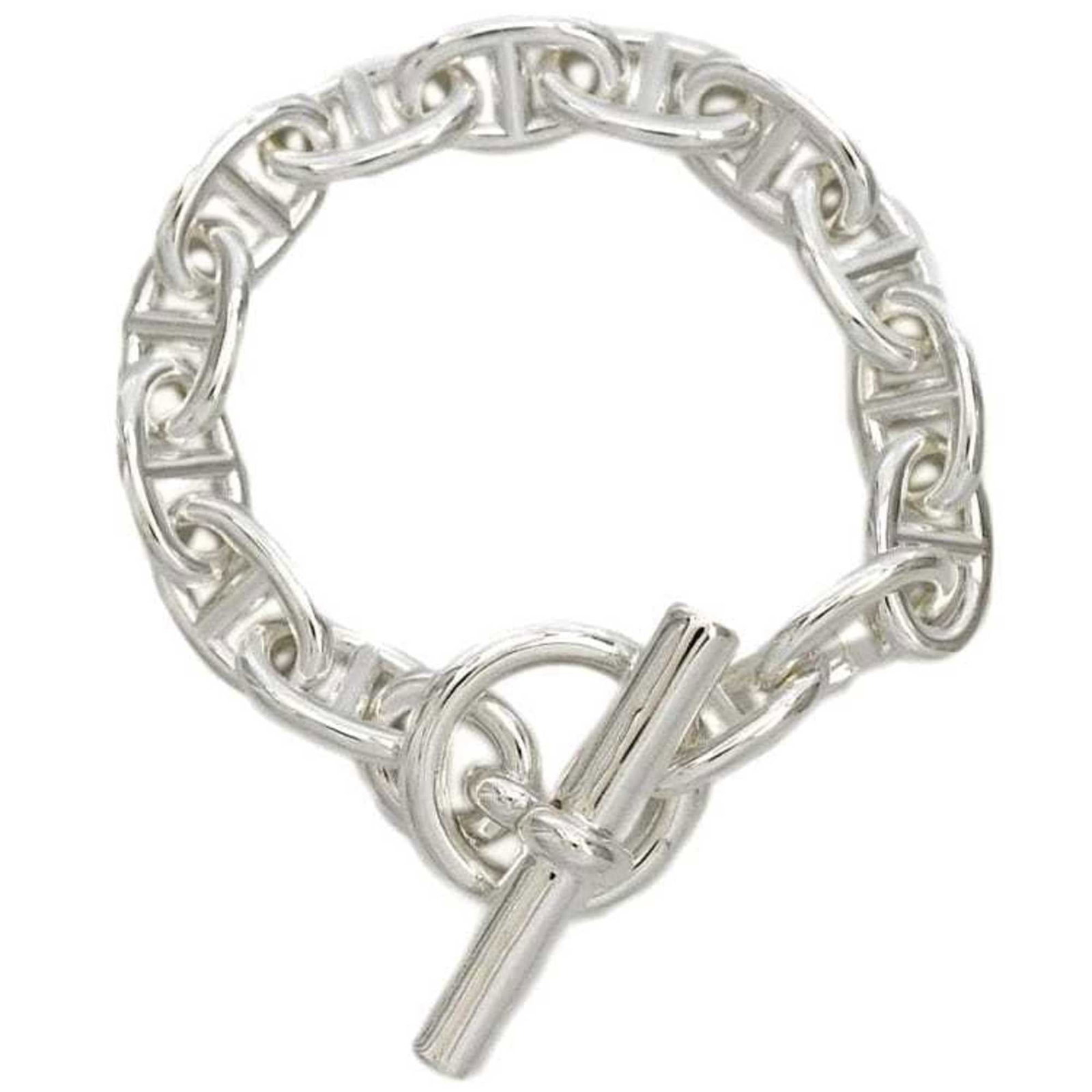 Silver Charm Bracelet 925 by Hermes: Silver Charm Bracelet 925 by Hermes Silver Charm Bracelet 925 by Hermes. A silver charm bracelet in excellent condition, bearing the iconic 925 hallmark and featuring a classic design that adds a