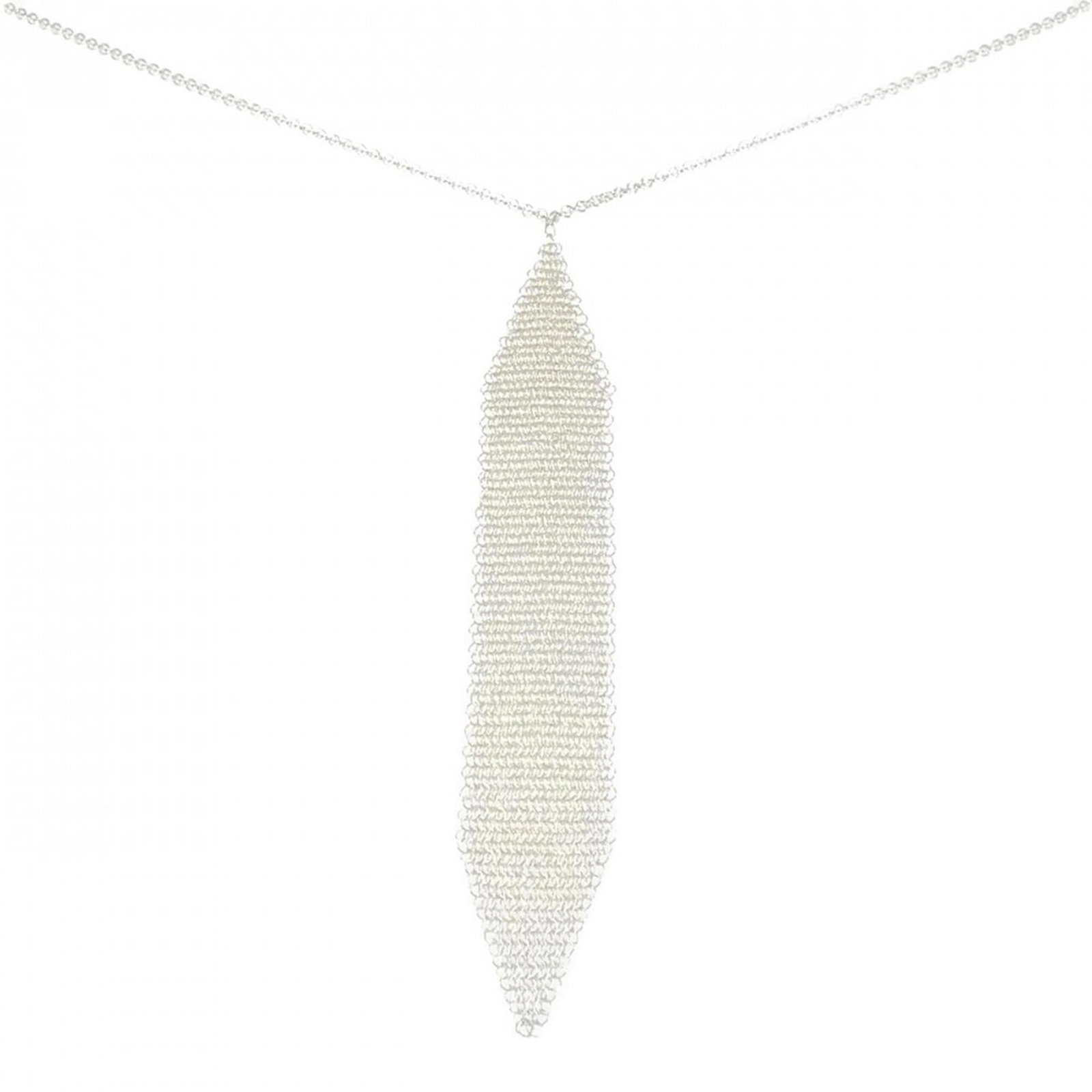Tiffany 925 Necklace: Tiffany 925 Necklace Tiffany 925 Necklace, crafted from sterling silver with a pendant size of 107.6mm x 13.3mm, features a classic design that adds elegance to any outfit. The necklace has a 41 cm / 