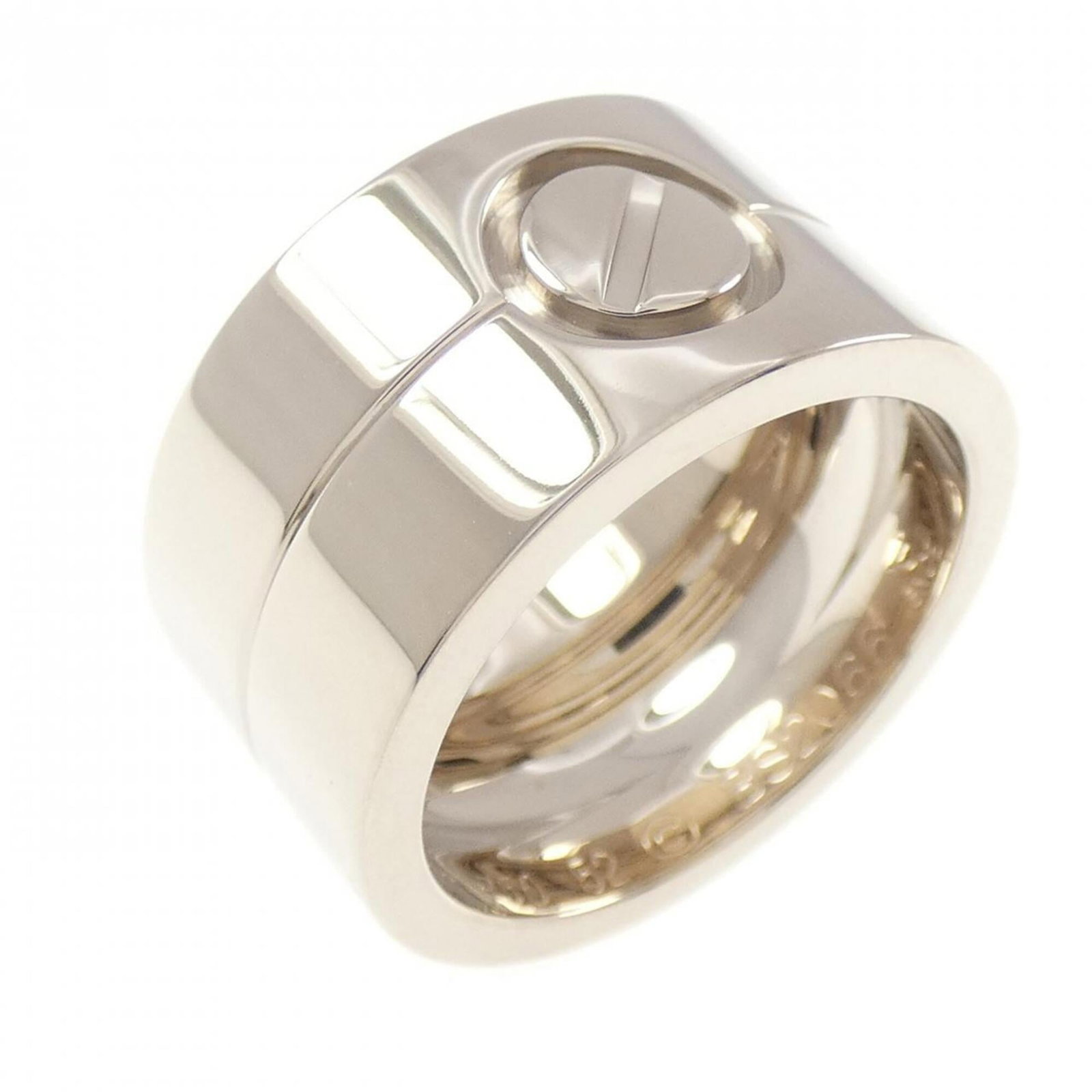 White Gold Cartier Band Ring 18K: White Gold Cartier Band Ring 18K 18K White Gold Cartier Band Ring in Excellent Condition. This stunning ring features a band crafted from high-quality white gold, with a few traces of usage visible bu