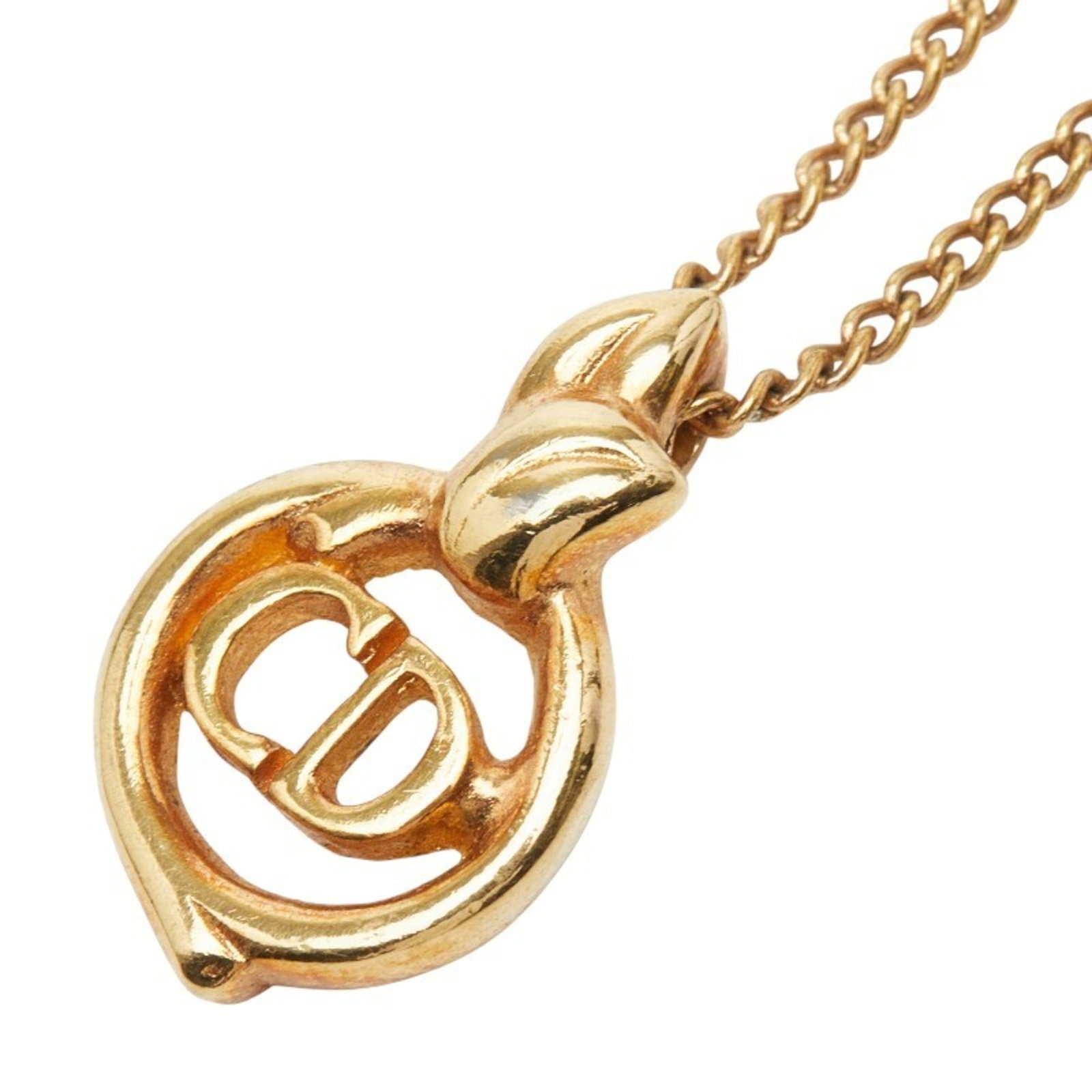 Christian Dior Cd Logo Pendant Necklace Plated For Women.: Christian Dior Cd Logo Pendant Necklace Plated For Women. Gold plated Christian Dior Cd Logo Pendant Necklace for women, featuring the iconic logo pendant on a gold-plated chain. The necklace