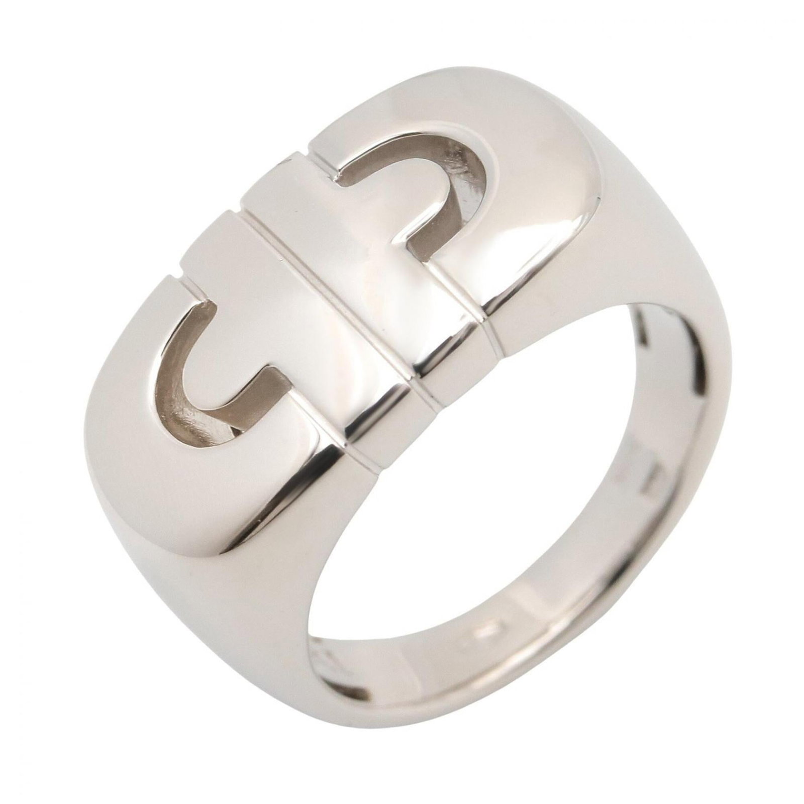 Bvlgari Band Ring White Gold (18K): Bvlgari Band Ring White Gold (18K) Used like new, this Bvlgari Band Ring in White Gold (18K) boasts sleek silver design and premium white gold material. The item features a classic band style