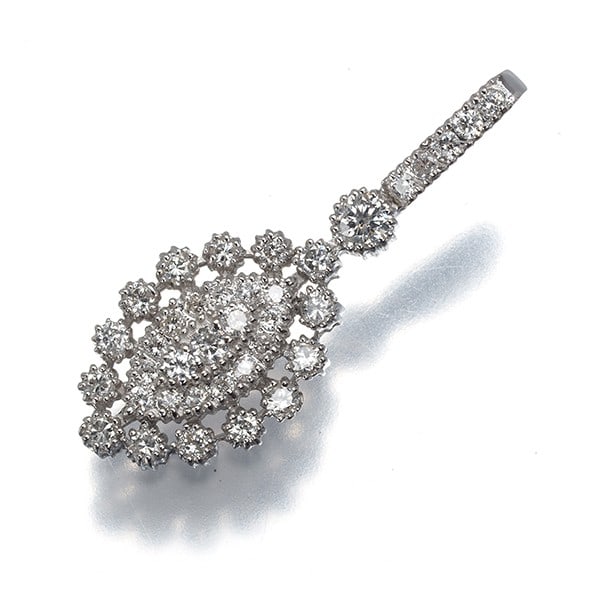 Diamond 0.50Ct Milgrain Pendant 18K 750 White Gold: Diamond 0.50Ct Milgrain Pendant 18K 750 White Gold The 0.50Ct diamond milgrain pendant in 18k white gold boasts a natural diamond as its centerpiece, set against a delicate milgrain frame that adds an