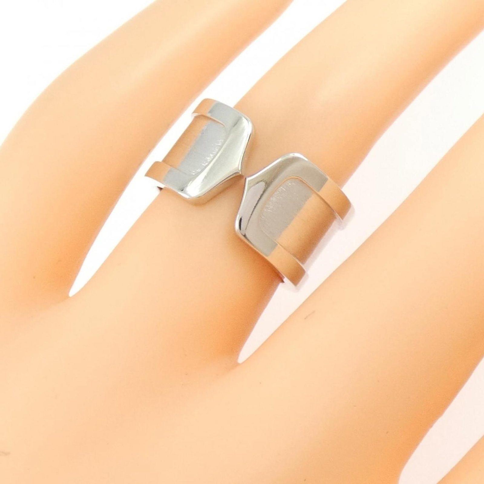 C2 Large Cartier Ring - 4