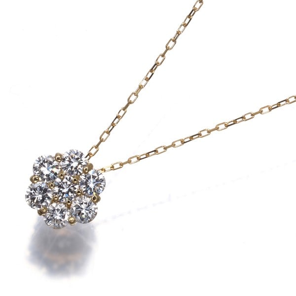 Diamond 0.30Ct Flower Paved Necklace 18K 750 Yellow Gold: Diamond 0.30Ct Flower Paved Necklace 18K 750 Yellow Gold 18k yellow gold pendant features a delicate flower design paved with a natural diamond weighing 0.30 carats, creating a beautiful and elegant