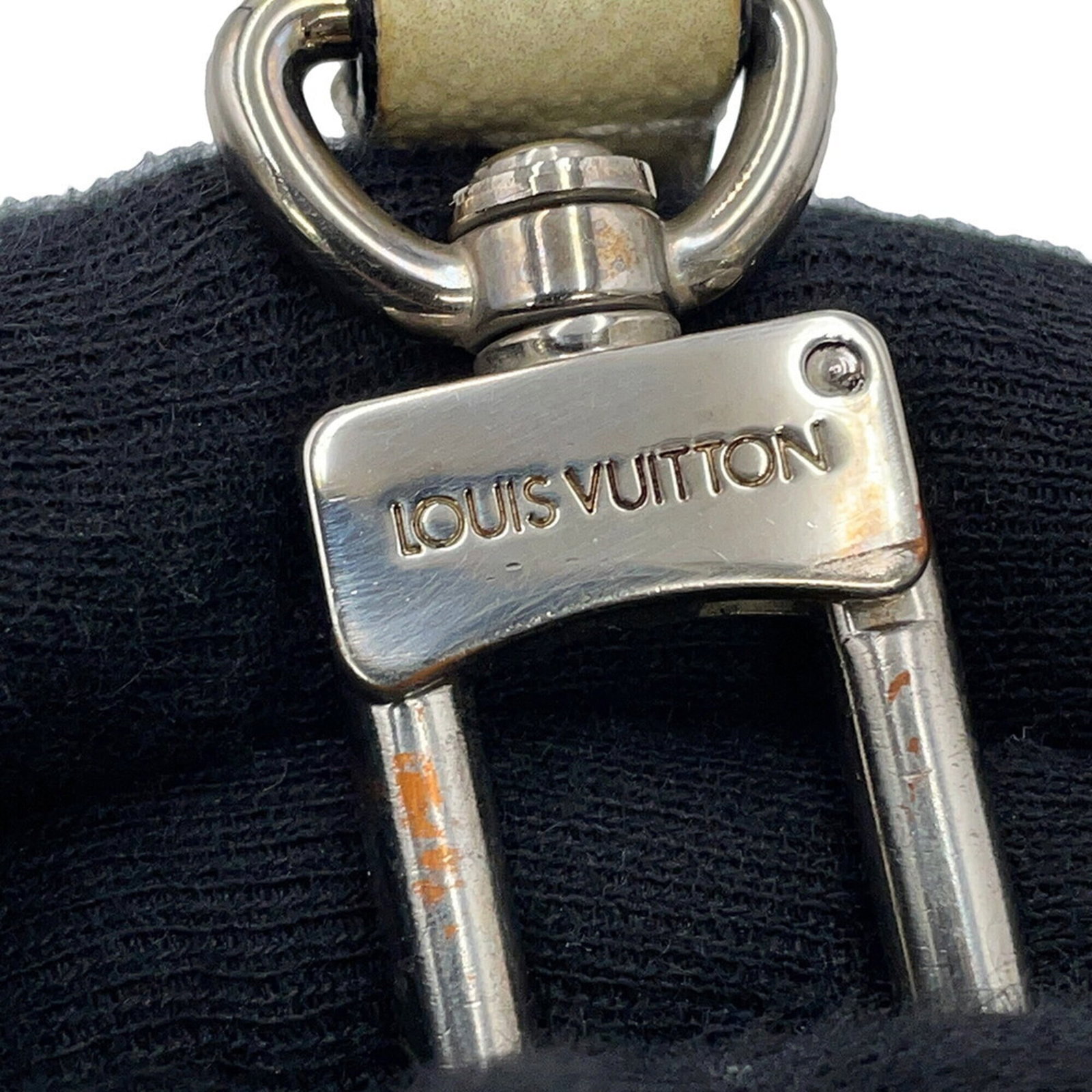 Louis Vuitton Handbag - 12