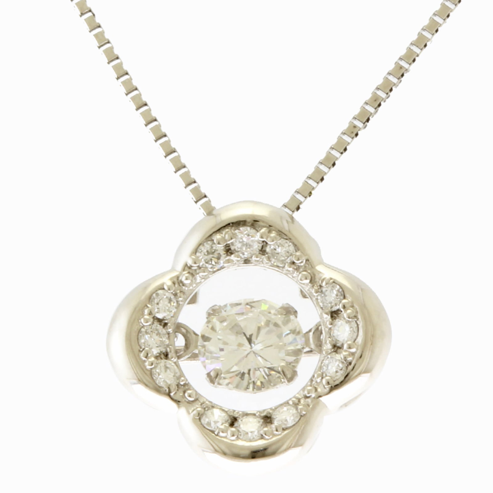 Necklace Flower Clover Remade Dangle Diamond Pt850 Platinum 0.30Ct 0.10Ct Women'S Pre-Owned: Necklace Flower Clover Remade Dangle Diamond Pt850 Platinum 0.30Ct 0.10Ct Women'S Pre-Owned Made from high-quality Platinum 850, this dangle necklace features a beautiful flower clover design adorned