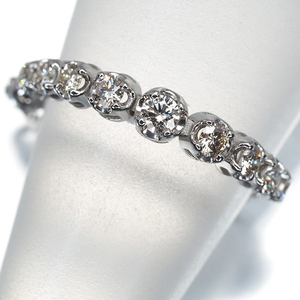 Diamond 0.45Ct Chain One Size Fits All Ring 950 Platinum: Diamond 0.45Ct Chain One Size Fits All Ring 950 Platinum 950 platinum metal purity shines in this elegant diamond ring, featuring a natural diamond main stone set within a chain design. The ring's one