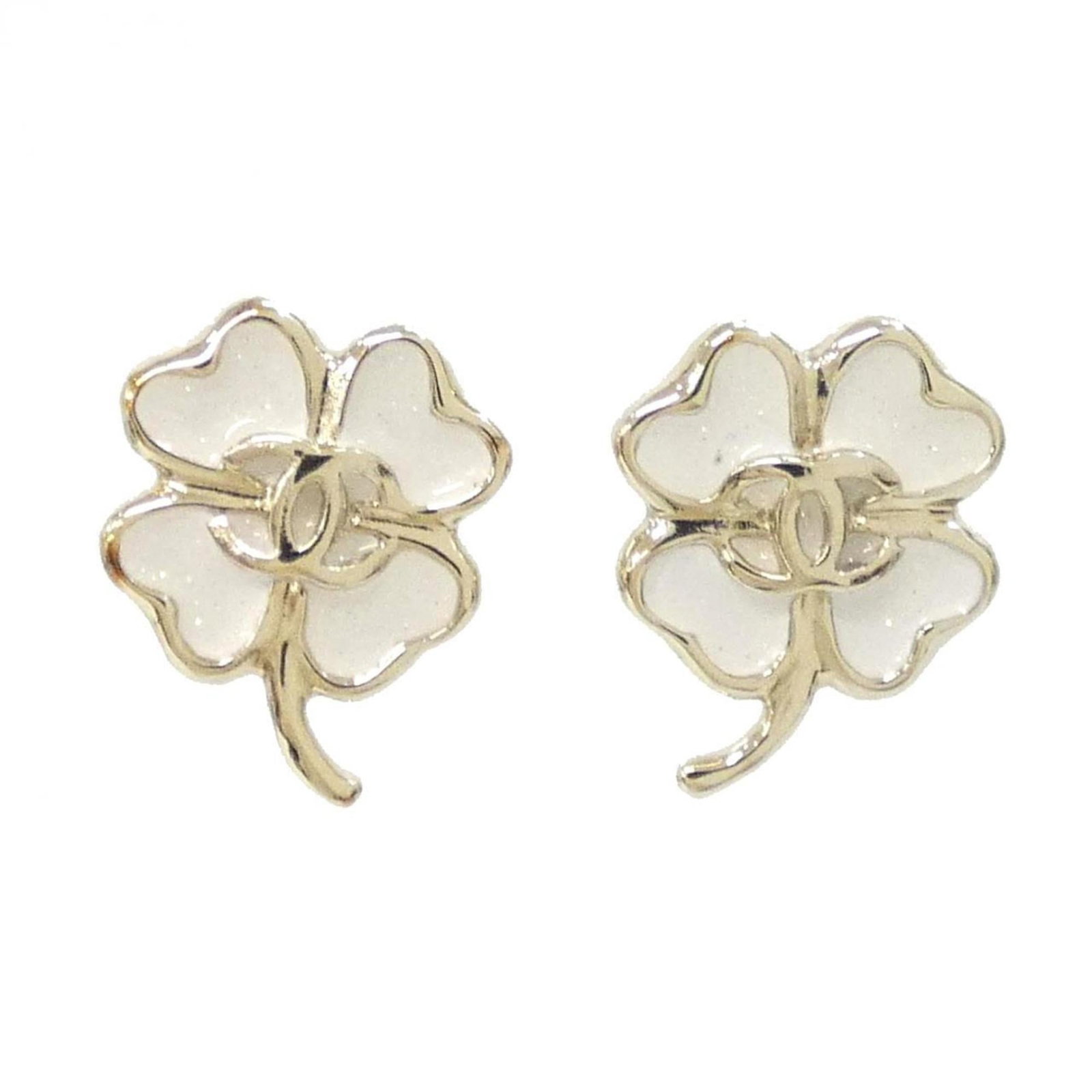 Chanel Stud Earrings: Chanel Stud Earrings Stud earrings from the iconic Chanel brand, featuring a gold and white design. With a size of 21.00mm x 16.00mm, these earrings offer a subtle yet elegant touch to any outfit. In 