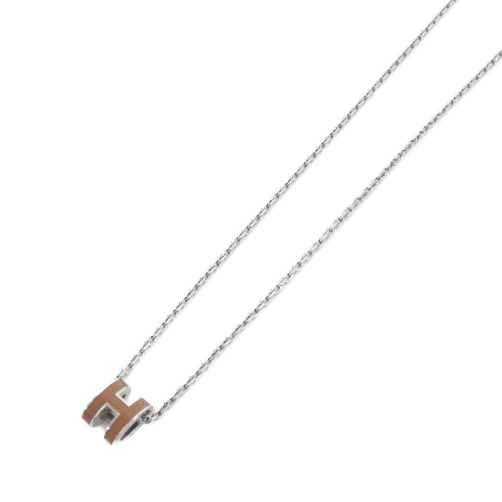 Hermes Pop H Mini 147992Fp Necklace: Hermes Pop H Mini 147992Fp Necklace The Hermes Pop H Mini 147992Fp Necklace boasts a timeless design with a brown and silver color combination, featuring a 9mm x 7mm pendant. With its 40 cm neck