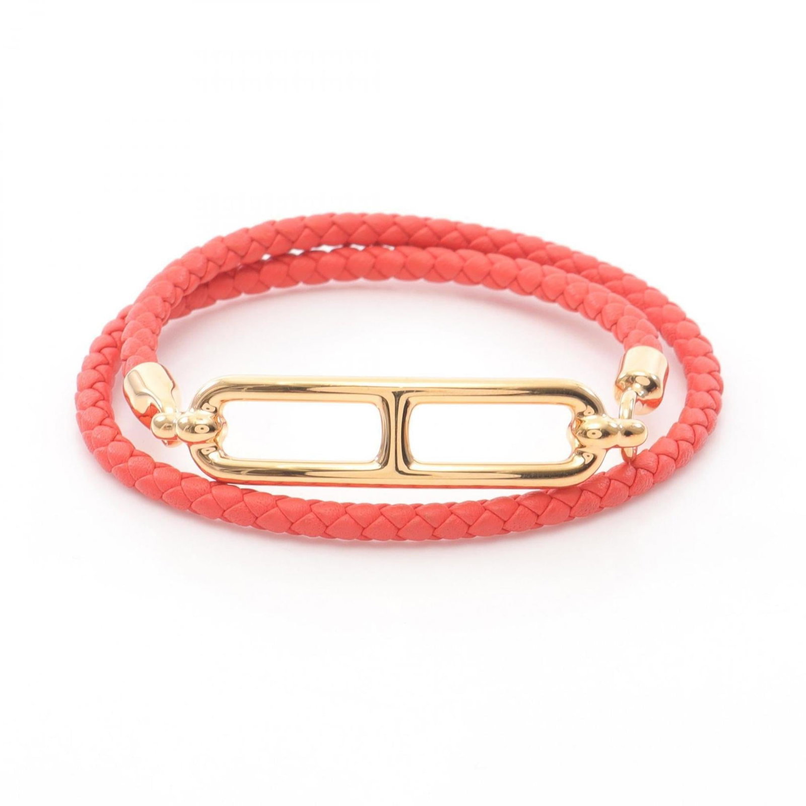 Hermes Charm Bracelet Gold Plating Leather: Hermes Charm Bracelet Gold Plating Leather Gold Plating Leather Charm Bracelet from Hermes Features a gold plating finish and leather details, adding an elegant touch to any outfit. The 15.5cm length