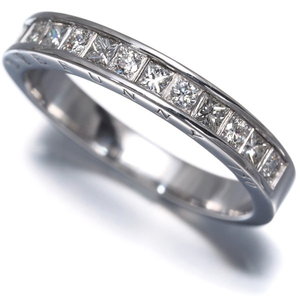 Eyefunny Ring Diamond Princess-Cut Half Eternity Us8-8.25 18K Wg: Eyefunny Ring Diamond Princess-Cut Half Eternity Us8-8.25 18K Wg The EYEFUNNY Ring features a stunning diamond set in an 18k white gold band, showcasing the beauty of a princess-cut diamond. This half